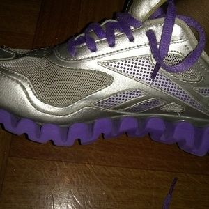 Gym shoes